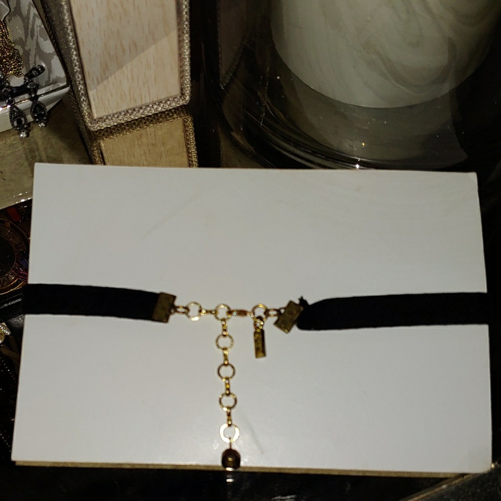 Vanessa Mooney 🌙 Choker - Picture 3 of 5